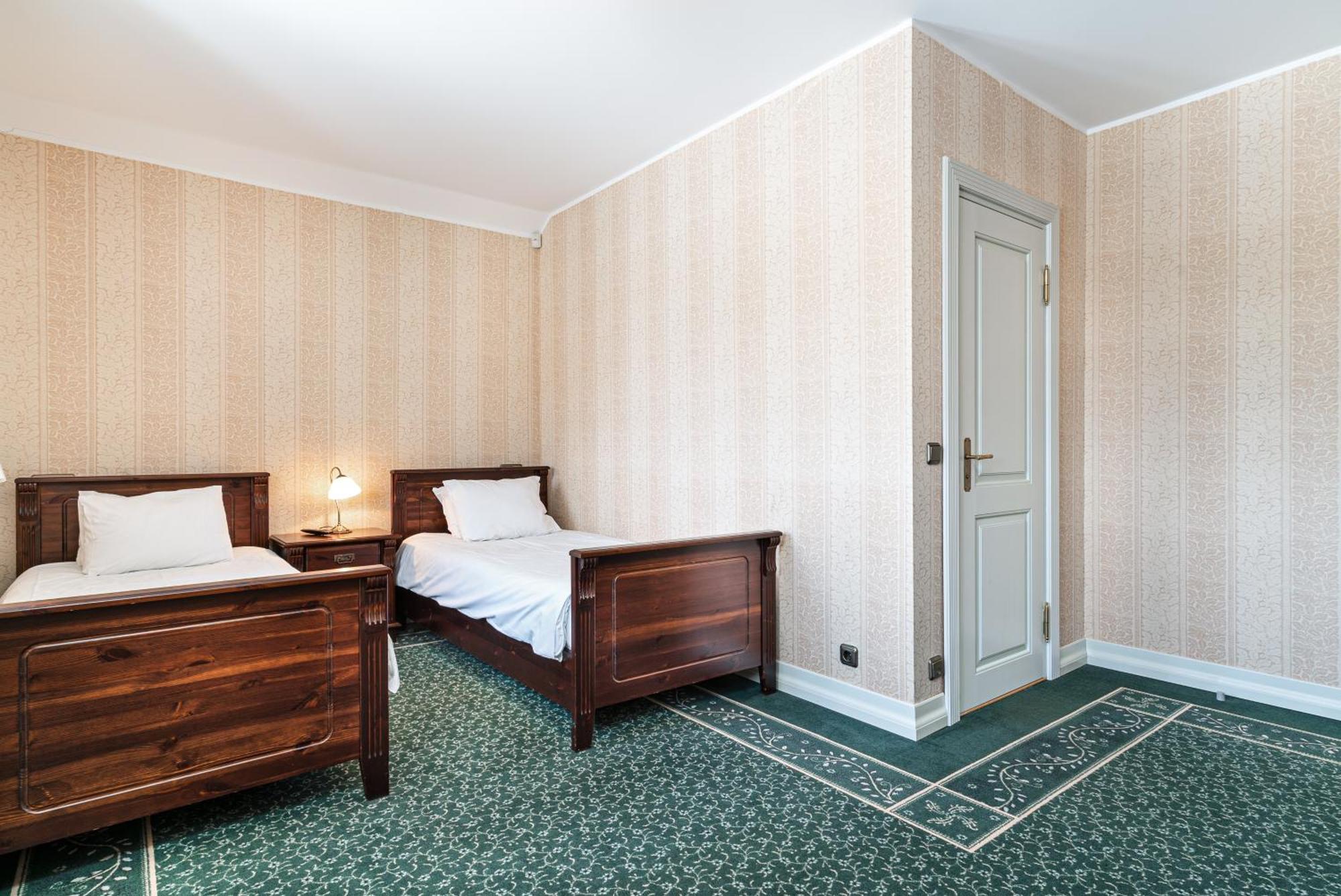 Padise Manor Grand Estate & Spa - Exclusive Event Venue (Adults Only) エクステリア 写真